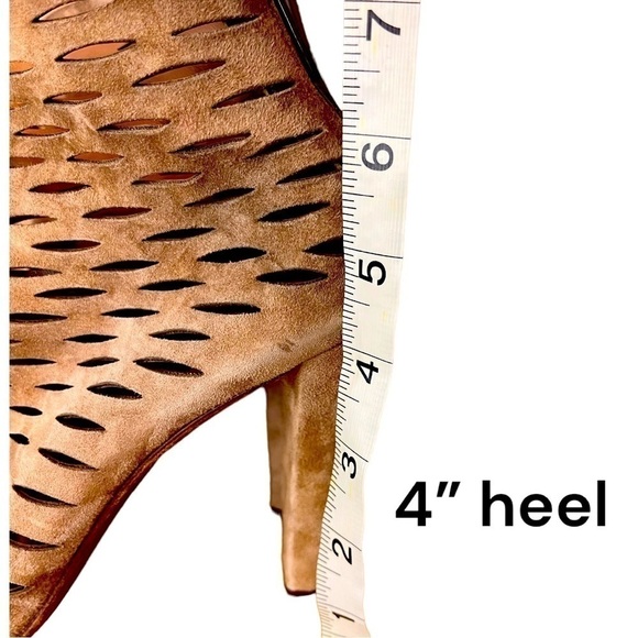 Diane Von Furstenberg Designer Lazer Cut Suede High Heel Booties - Picture 11 of 13